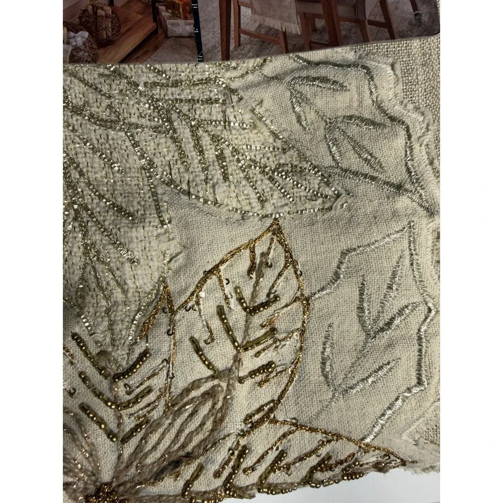 Tahari Set Of 2 Table Runners Neutrals/golds Embroidered‎ 14